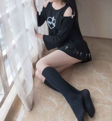 深夜发动态文案_DVD高清在线观看