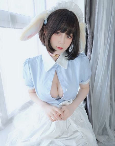 qq黑白欧美个性头像_BD韩语电影免费在线