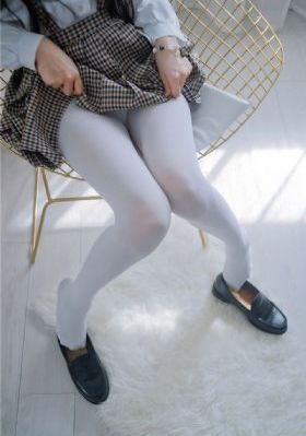 国产双飞美女_1080P电影完整版
