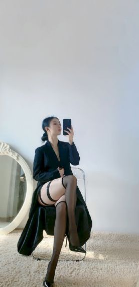 欧美时尚杂志服装搭配_BD韩语完整视频观看