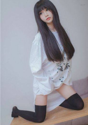 清纯校花国产在线视频_HD手机免费观看完整