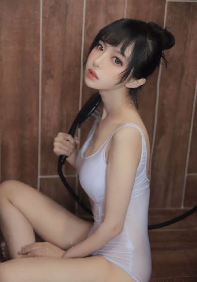 美女真人av一区二区网站在线观看_日韩在线播放专区