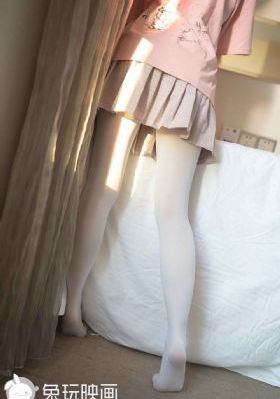 欧美吊带背心长款_4K电影免费在线