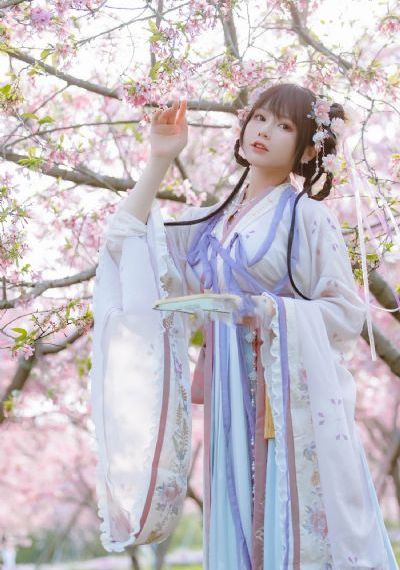 青娱乐国产精品第一页_免费高清日本成人在线